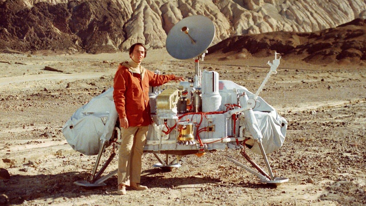 Cosmos: A Personal Voyage - Spanish TV show backdrop