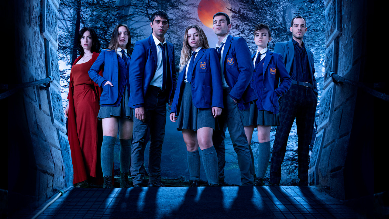 The Boarding School: Las Cumbres - Spanish TV show backdrop